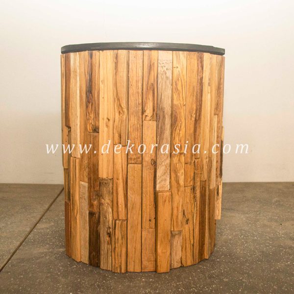 Round Porous Wooden Stool