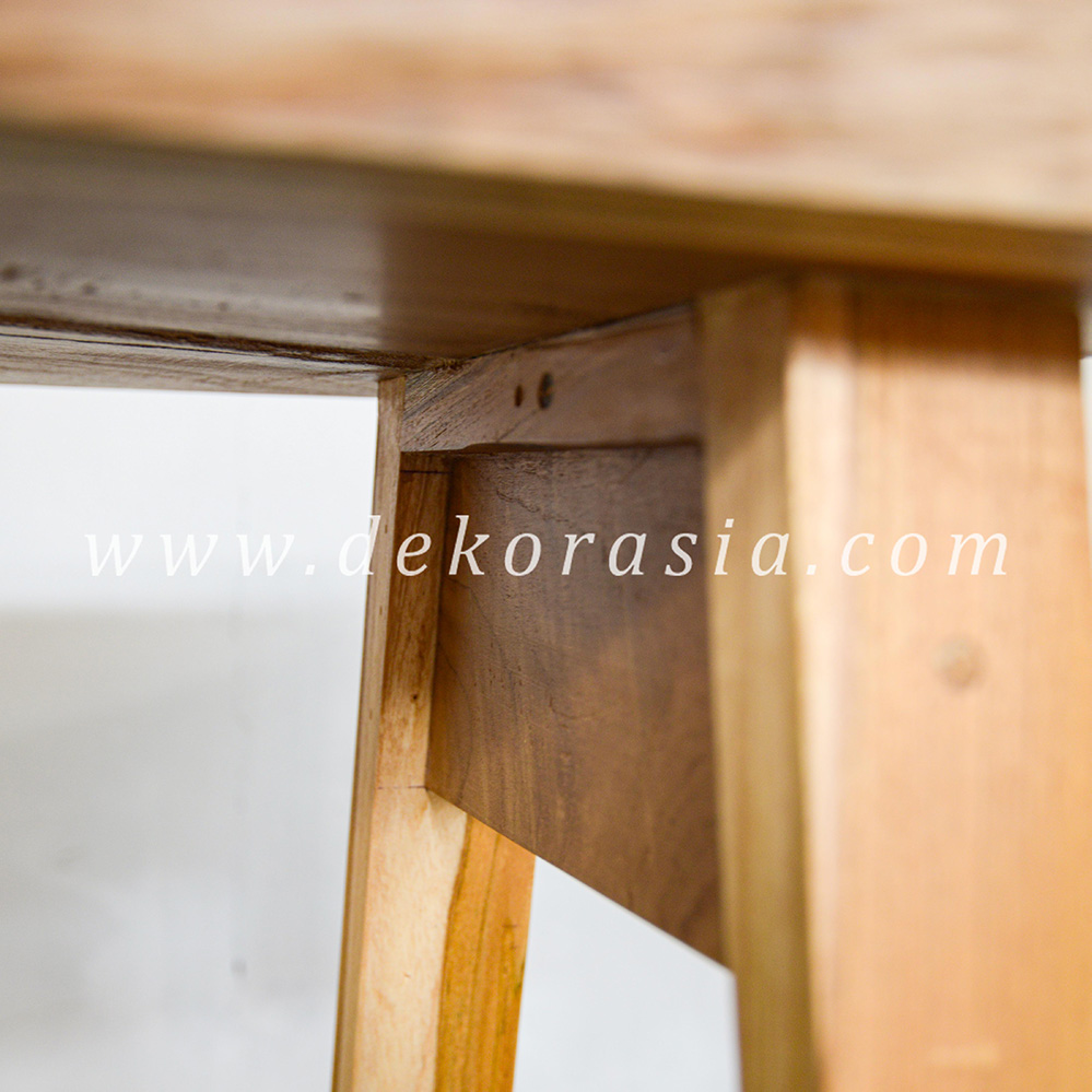 Wooden Bench 2 Wood Bench